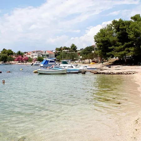 With Parking Space Grebastica, Sibenik - 4867 アパート Grebaštica