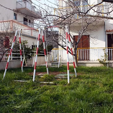 With Parking Space Grebastica, Sibenik - 4867 Apartment Grebastica