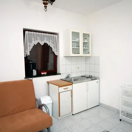 With Parking Space Grebastica, Sibenik - 4867 Apartman *