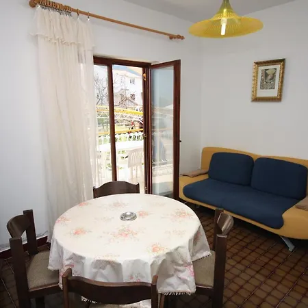 Apartman With Parking Space Grebastica, Sibenik - 4867 Grebastica
