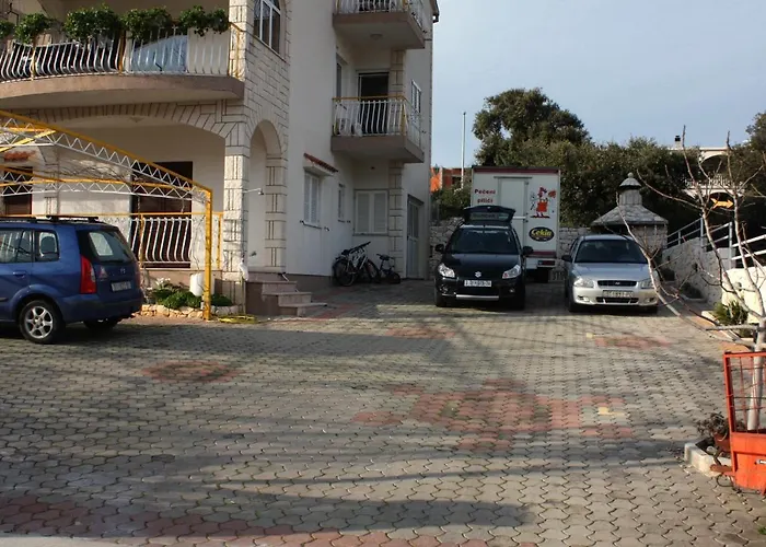 With Parking Space Grebastica, Sibenik - 4867 Appartement Grebaštica