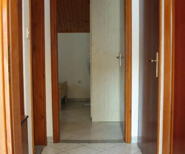 Appartement With Parking Space Grebastica, Sibenik - 4867 Grebaštica